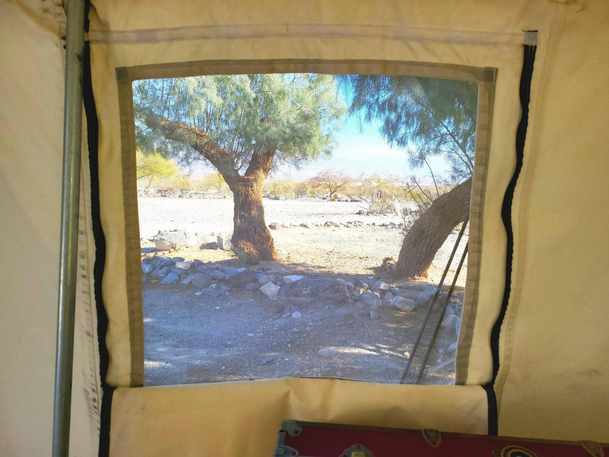 Panamint Springs Motel & Tents Oda fotoğraf