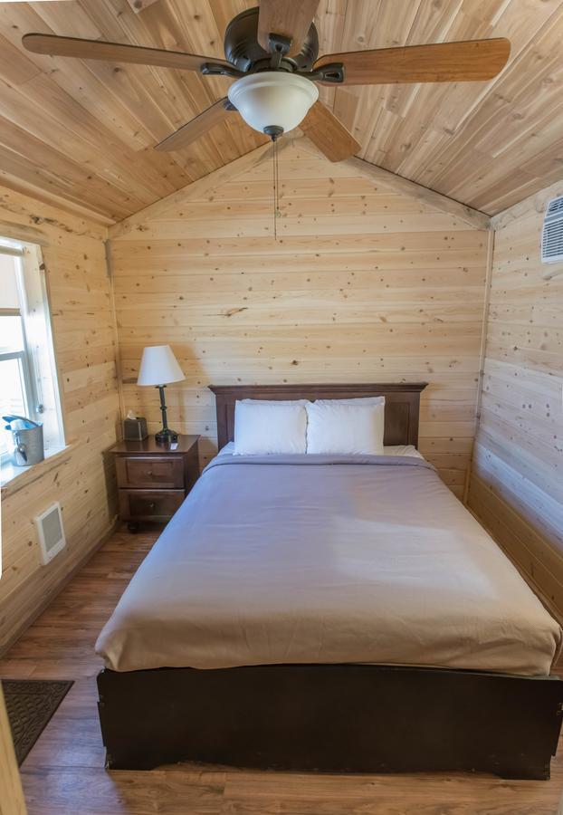 Panamint Springs Motel & Tents Dış mekan fotoğraf