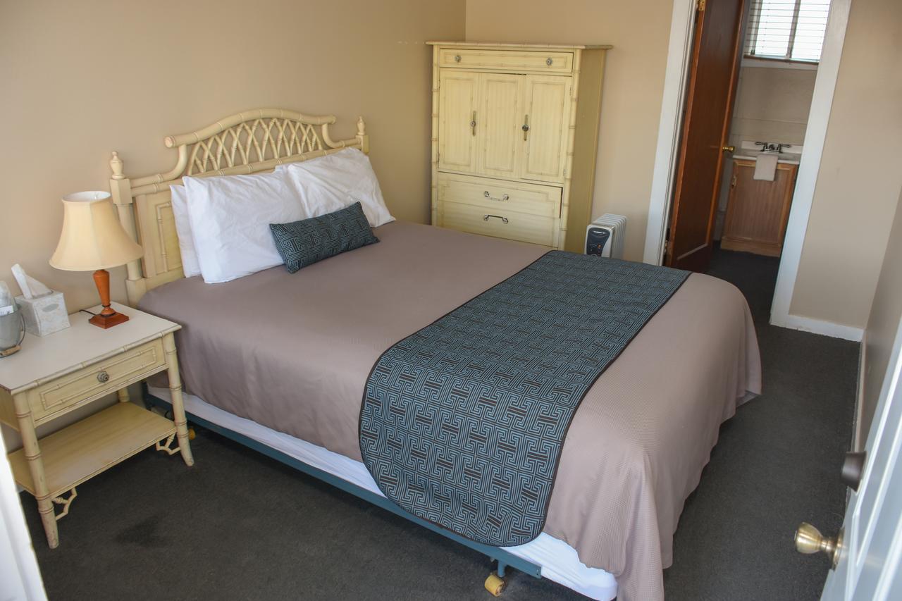 Panamint Springs Motel & Tents Dış mekan fotoğraf
