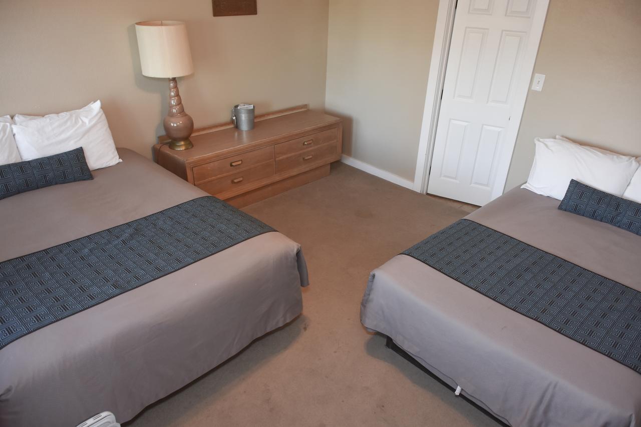 Panamint Springs Motel & Tents Dış mekan fotoğraf